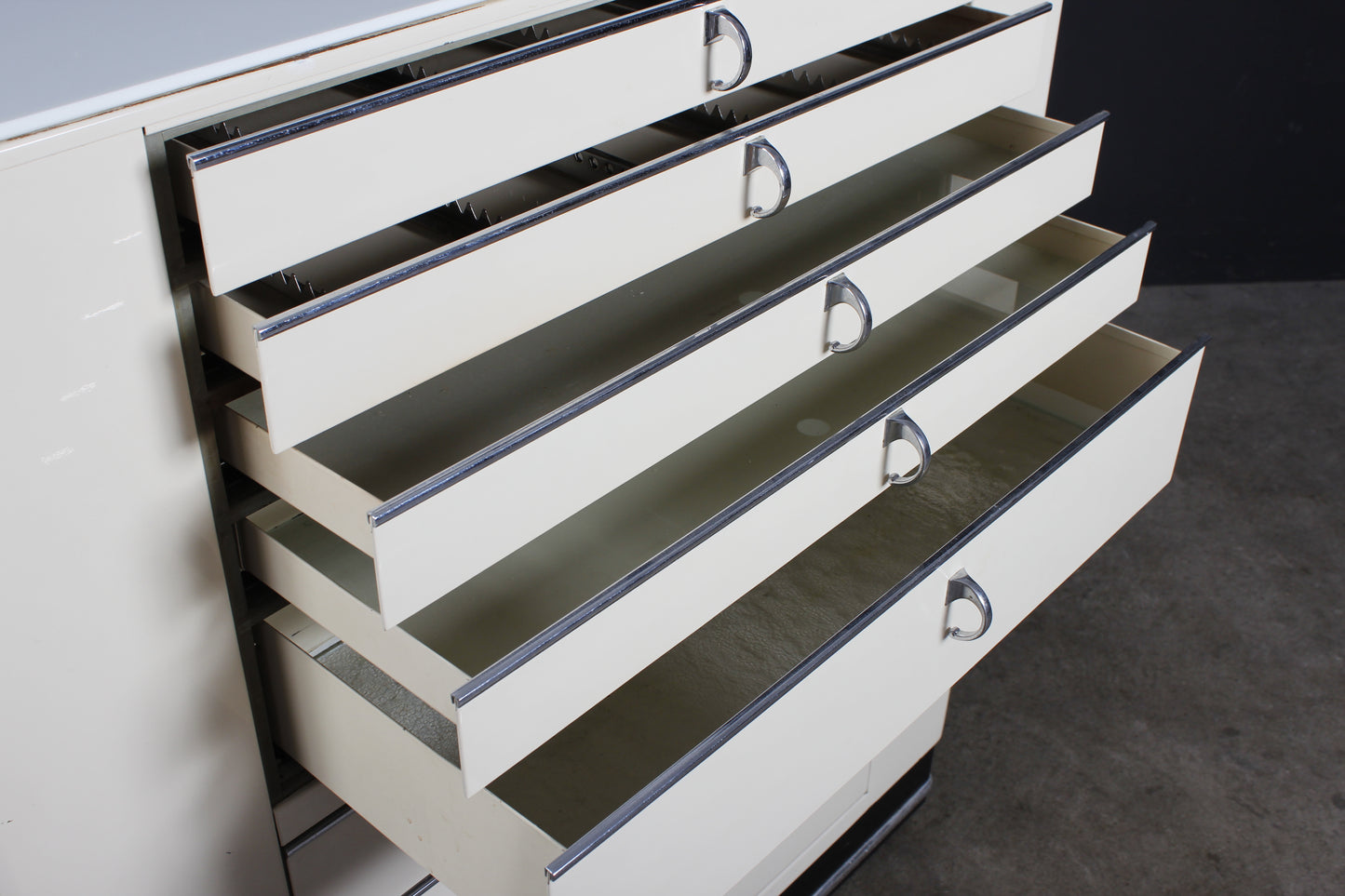 Vintage Schrank Baisch Bauhaus Industrial Design