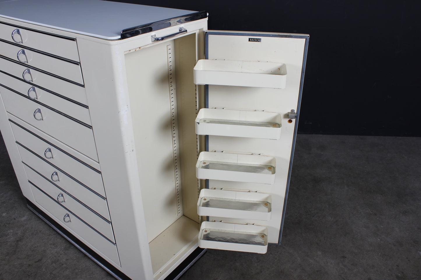 Vintage Schrank Baisch Bauhaus Industrial Design