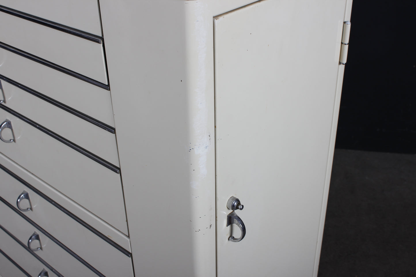 Vintage Schrank Baisch Bauhaus Industrial Design