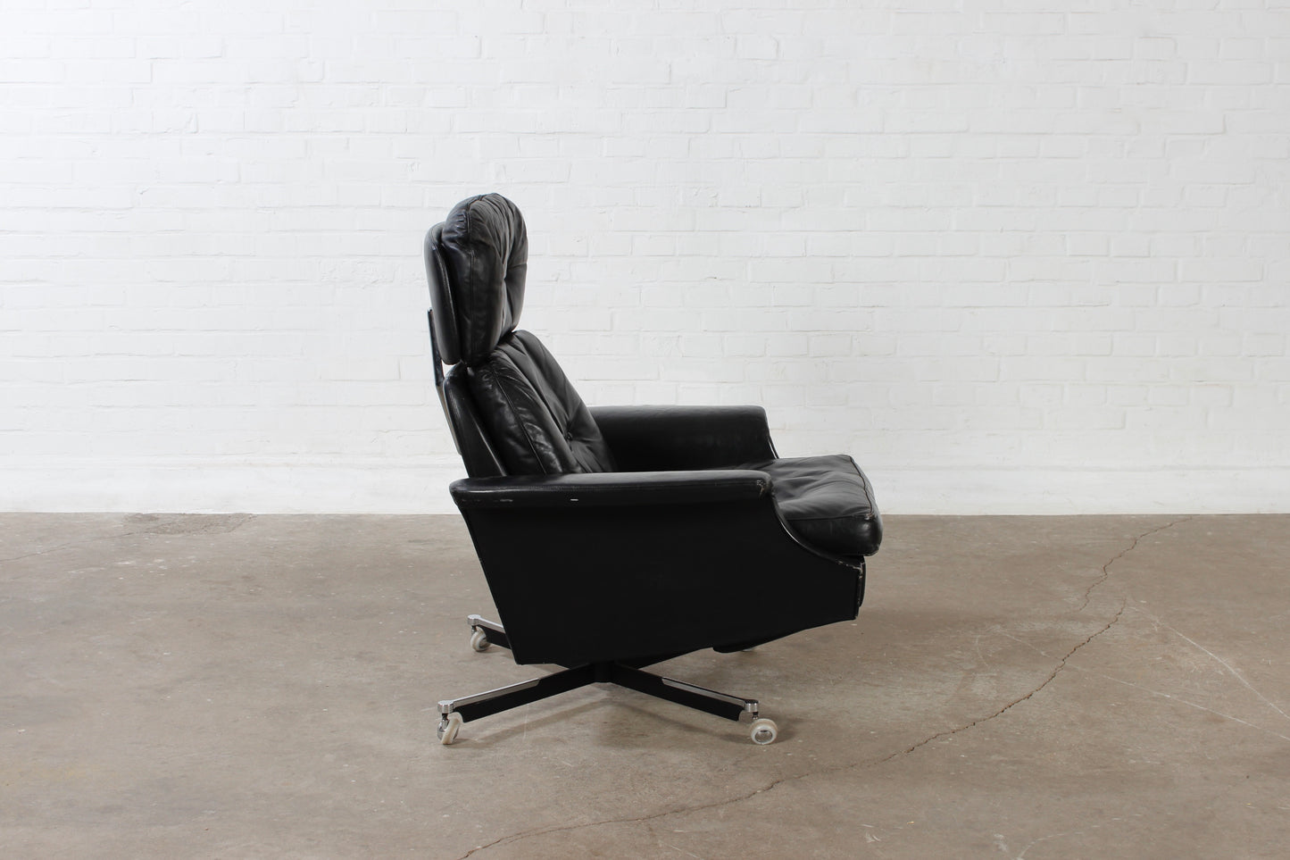Vintage Lounge Chair Sessel Mid Century James Bond Design
