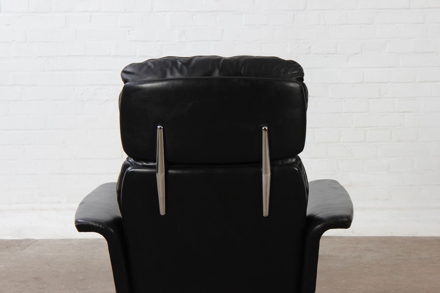 Vintage Lounge Chair Sessel Mid Century James Bond Design