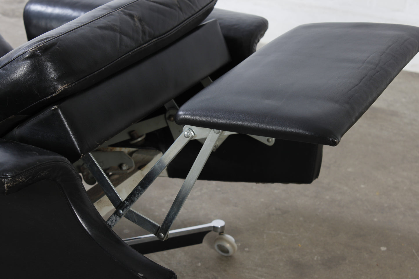 Vintage Lounge Chair Sessel Mid Century James Bond Design