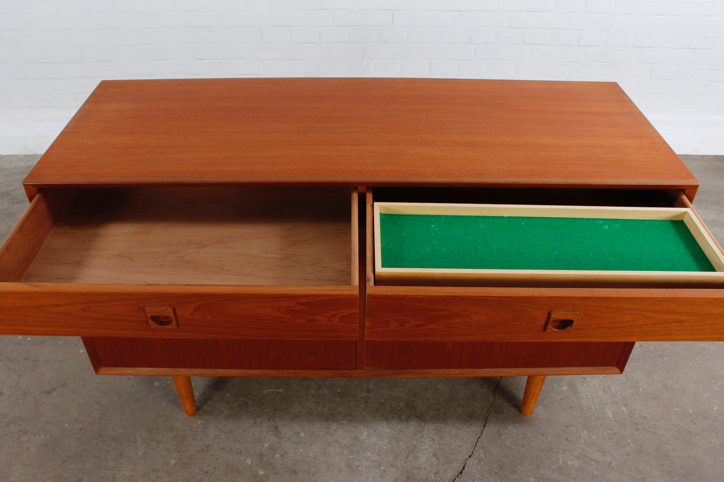 Teak Sideboard BROUER