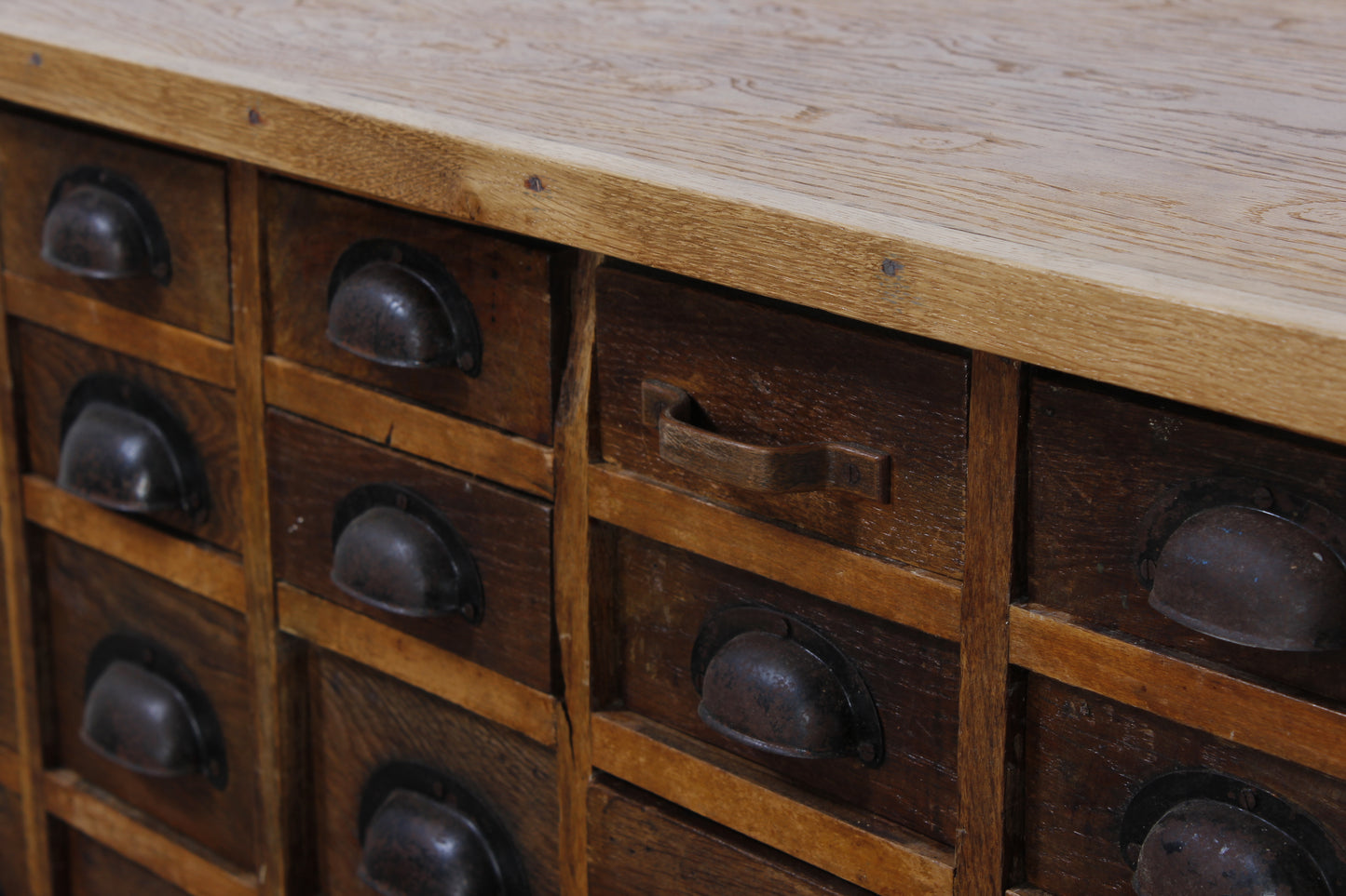 Apothekerschrank industrial