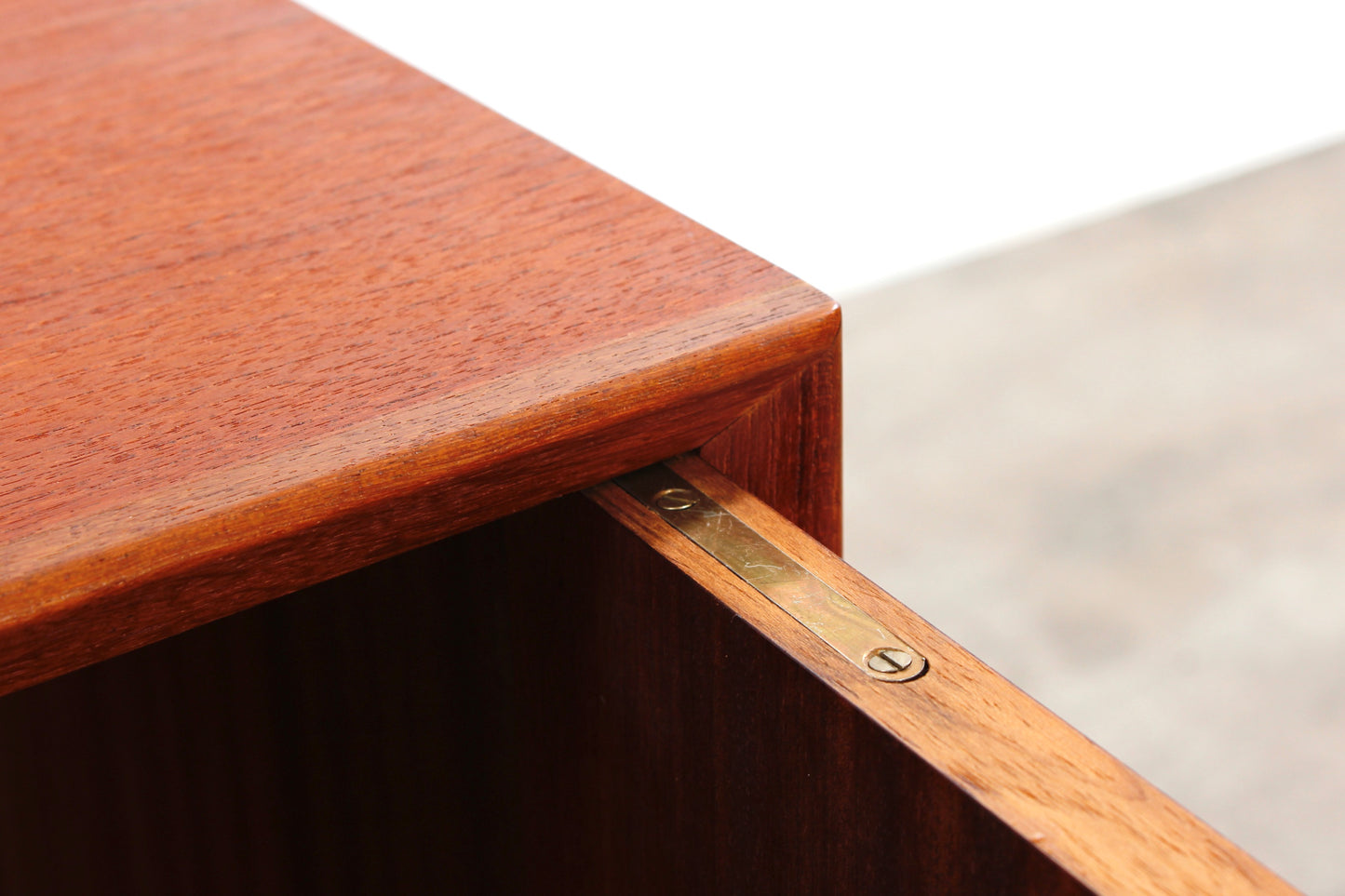 Teak Kommode BROUER