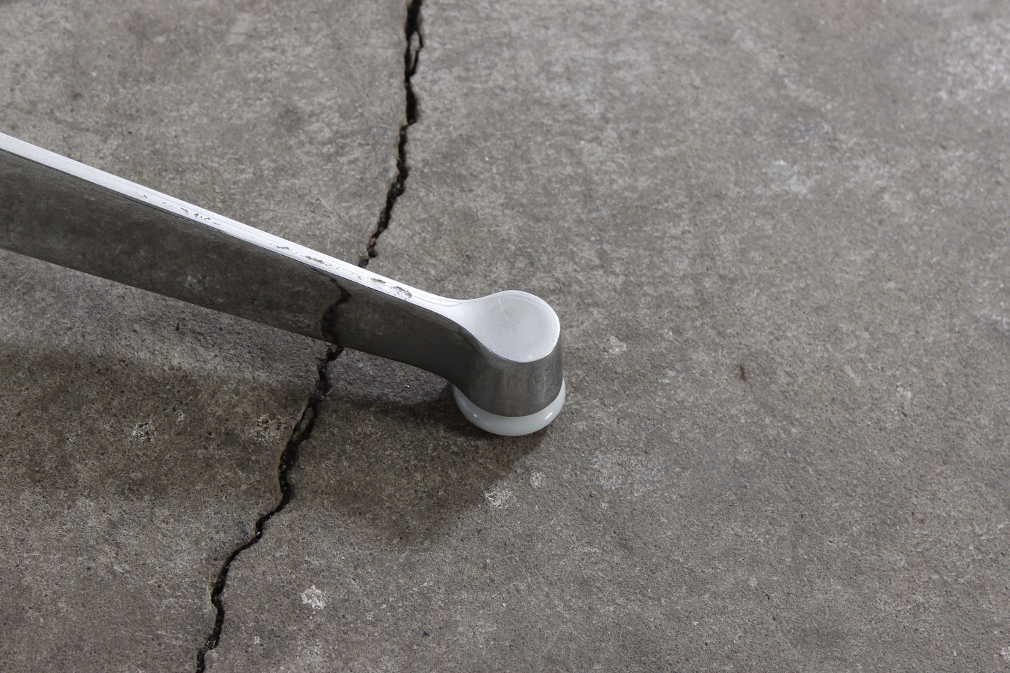 Sidetable von Charles & Ray Eames für Vitra