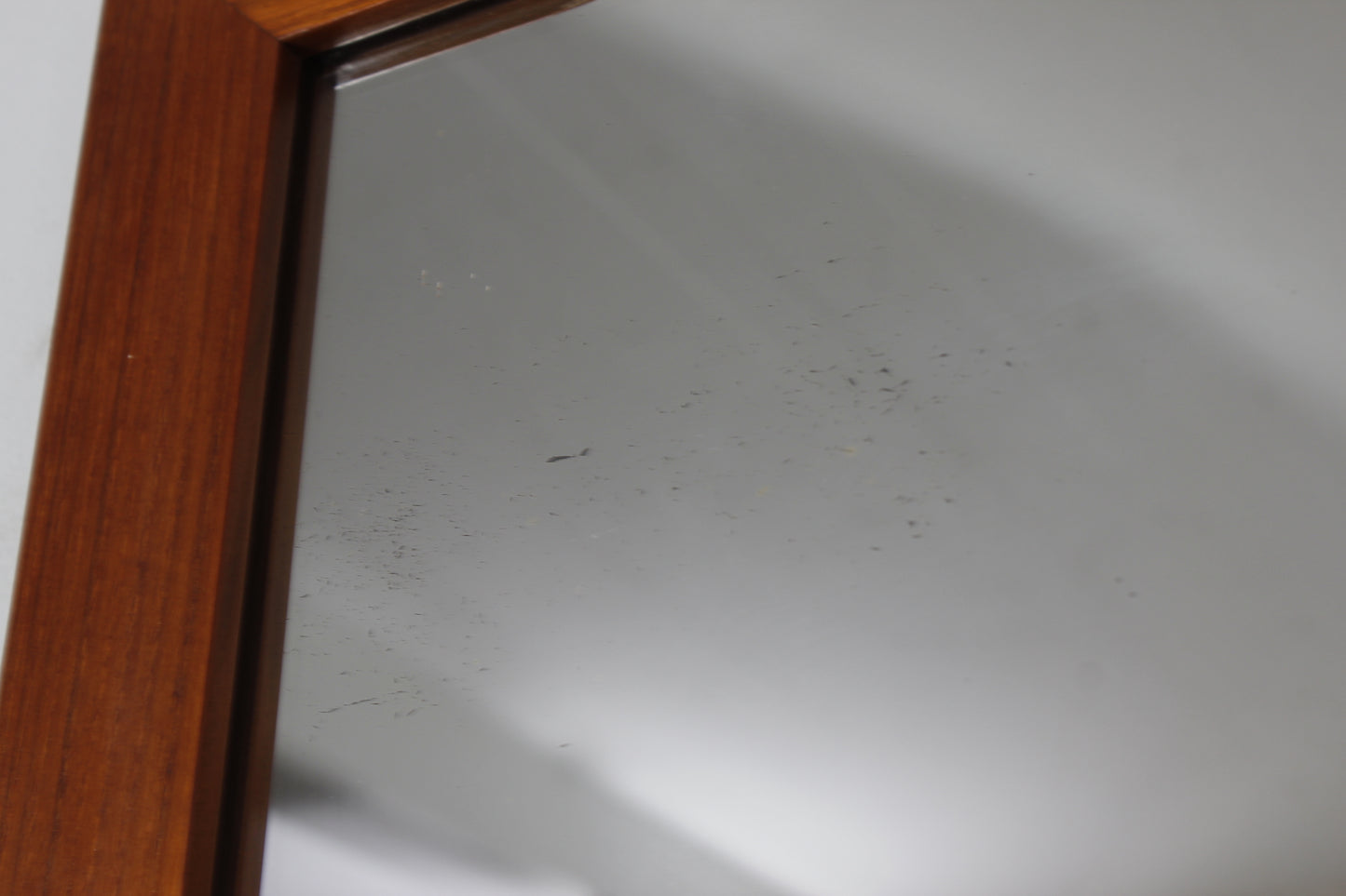 Teakholz Wandkonsole von WKS mit Wandspiegel