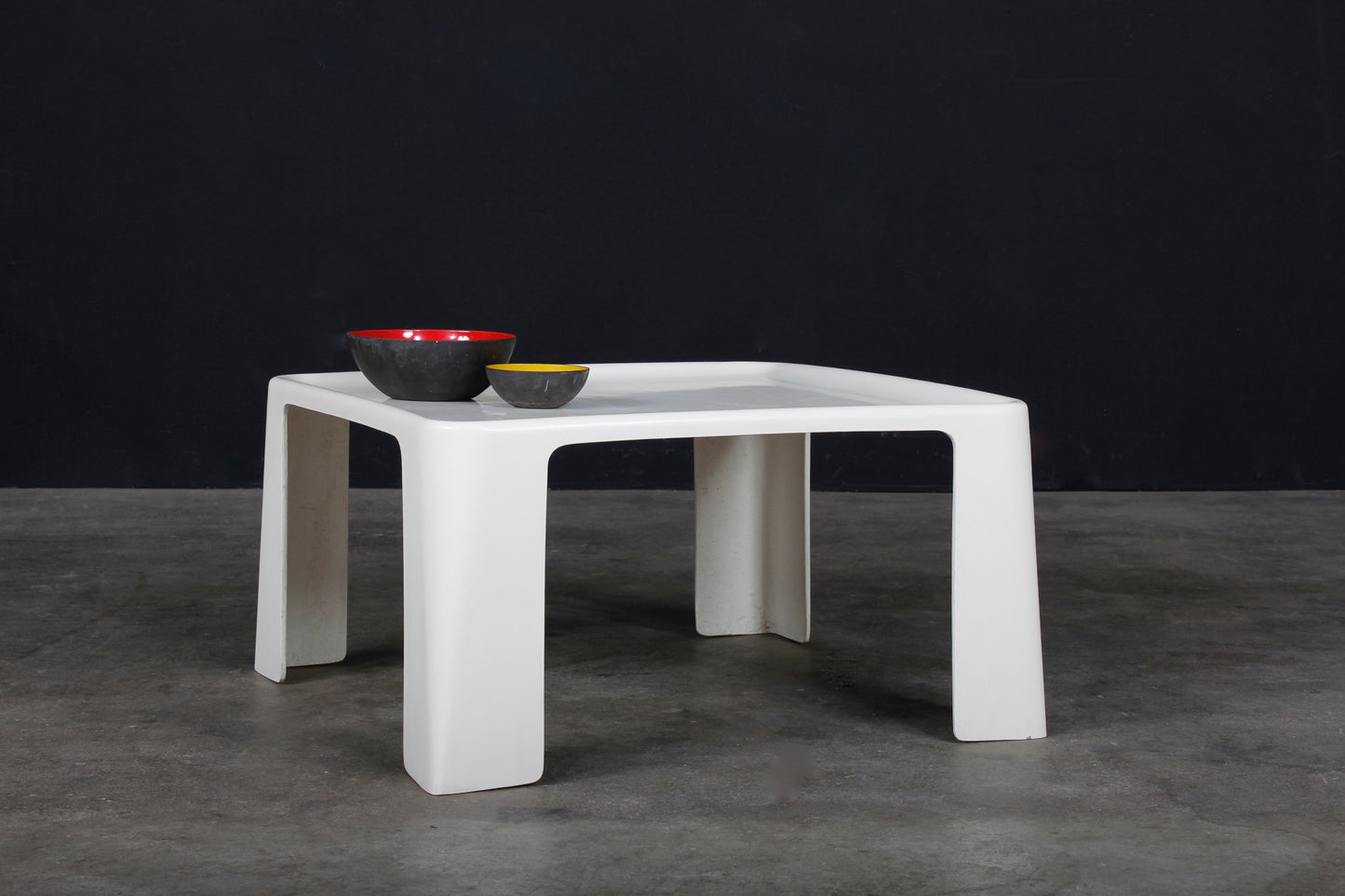Amanta Couchtisch Coffeetable von MArio Bellini für C&B Italia
