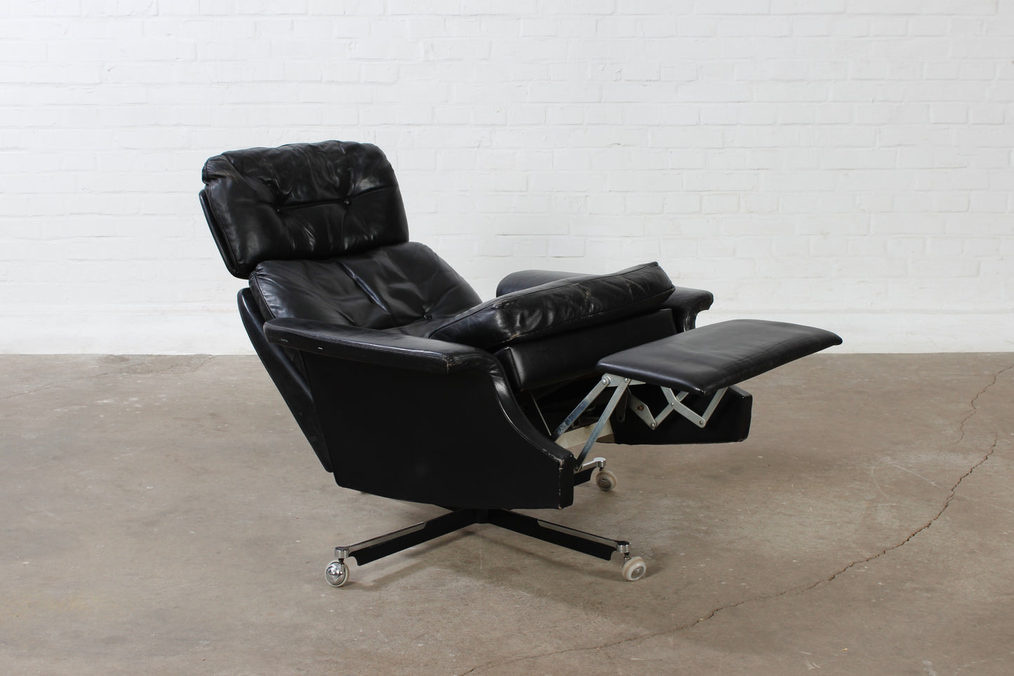 Vintage Lounge Chair Sessel Mid Century James Bond Design