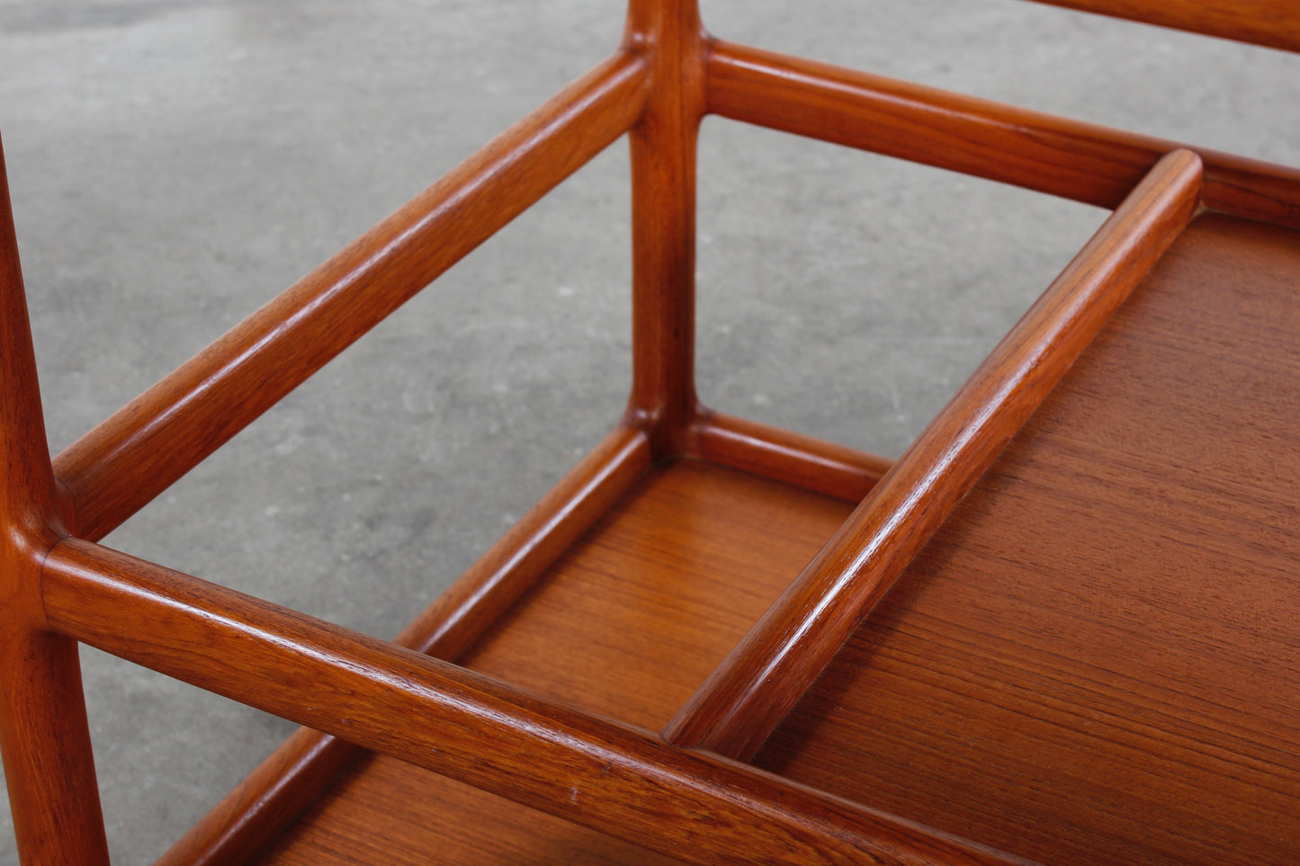 Dänischer Servierwagen aus Teak von Johannes Andersen Trolley