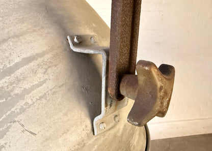 Alte industrielle Fabrikleuchte XXL