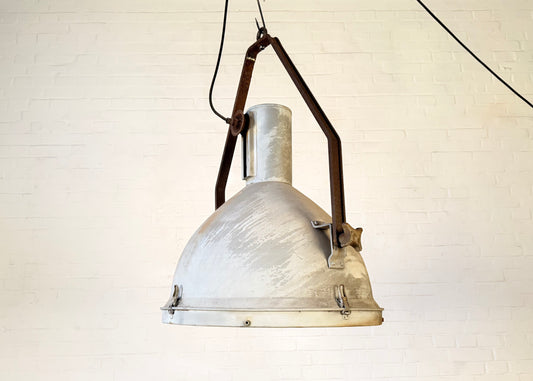 Alte industrielle Fabrikleuchte XXL