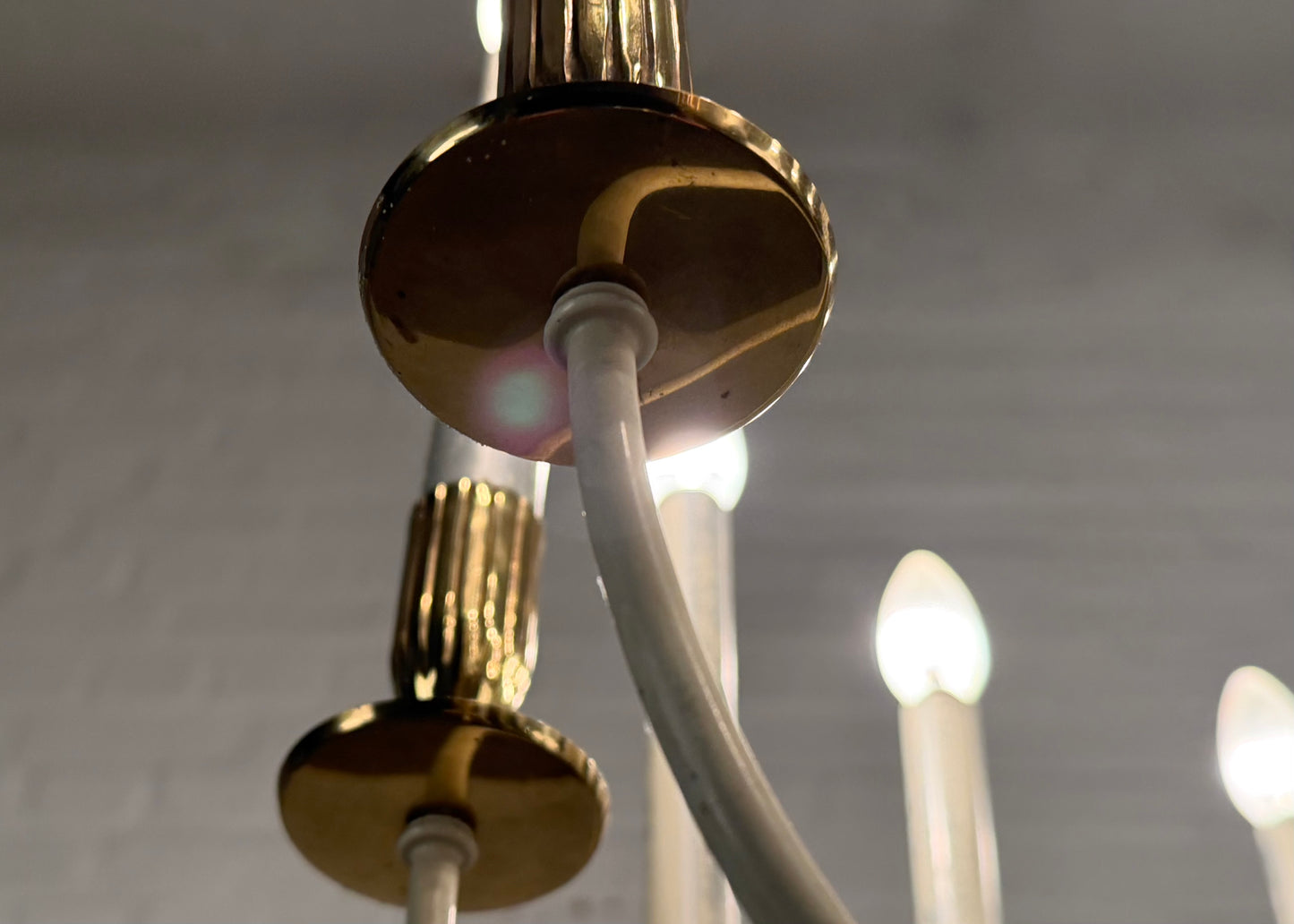 14 flammiger Messing Kronleuchter