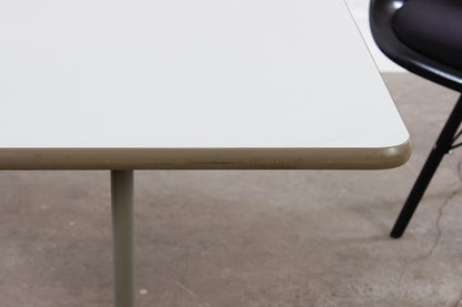 Sidetable von Charles & Ray Eames für Vitra