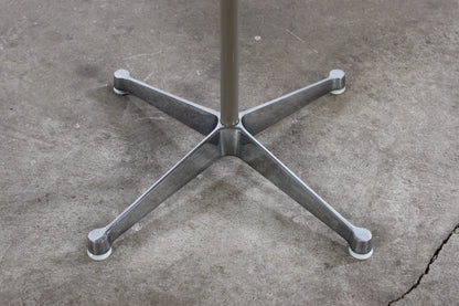 Sidetable von Charles & Ray Eames für Vitra