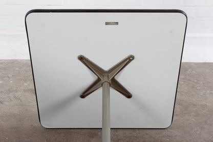 Sidetable von Charles & Ray Eames für Vitra