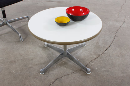 Runder Coffeetable von Charles & Ray Eames