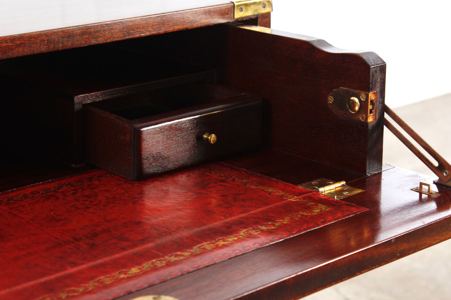 Maritimer Sekretär britische Schiffskommode