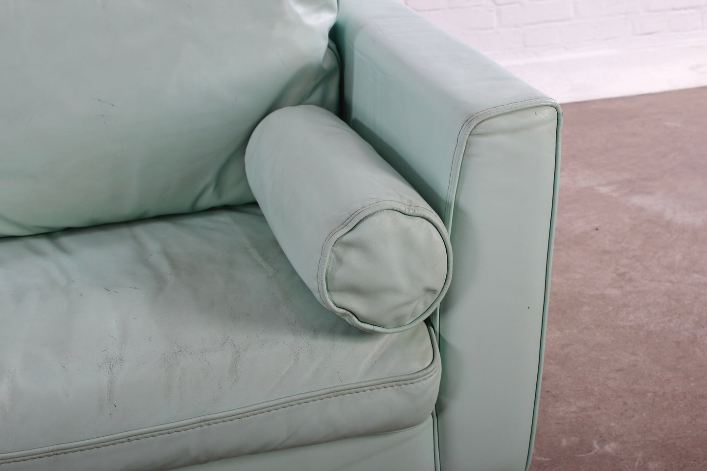 Modernes minigrünes Ledersofa