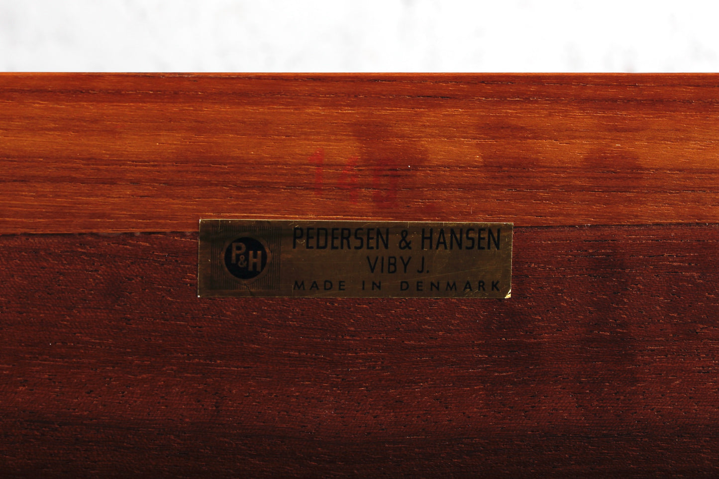 Teak Wandregal von Pedersen & Hansen