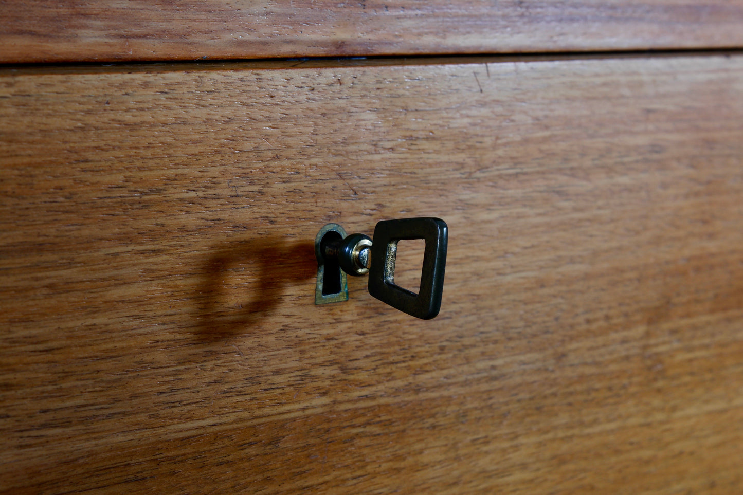 Vintage Nussbaum Highboard
