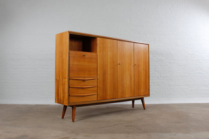 Vintage Nussbaum Highboard