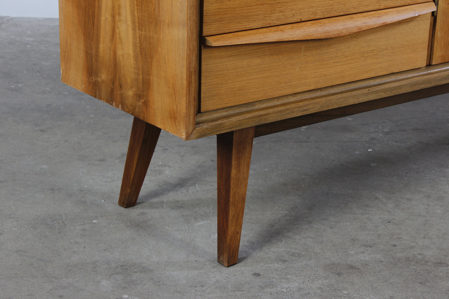 Vintage Nussbaum Highboard