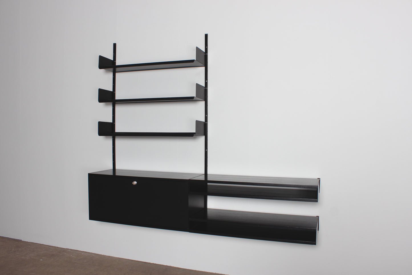 schwarzes Regal von Dieter Rams für Vitsoe