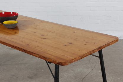 Wg Küchentisch/ Biertisch im Industriellen design