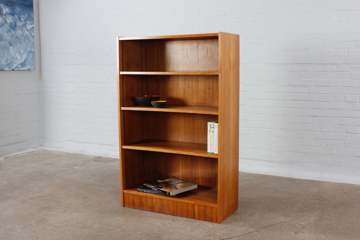 Vintage Bücherregal aus Nussbaum